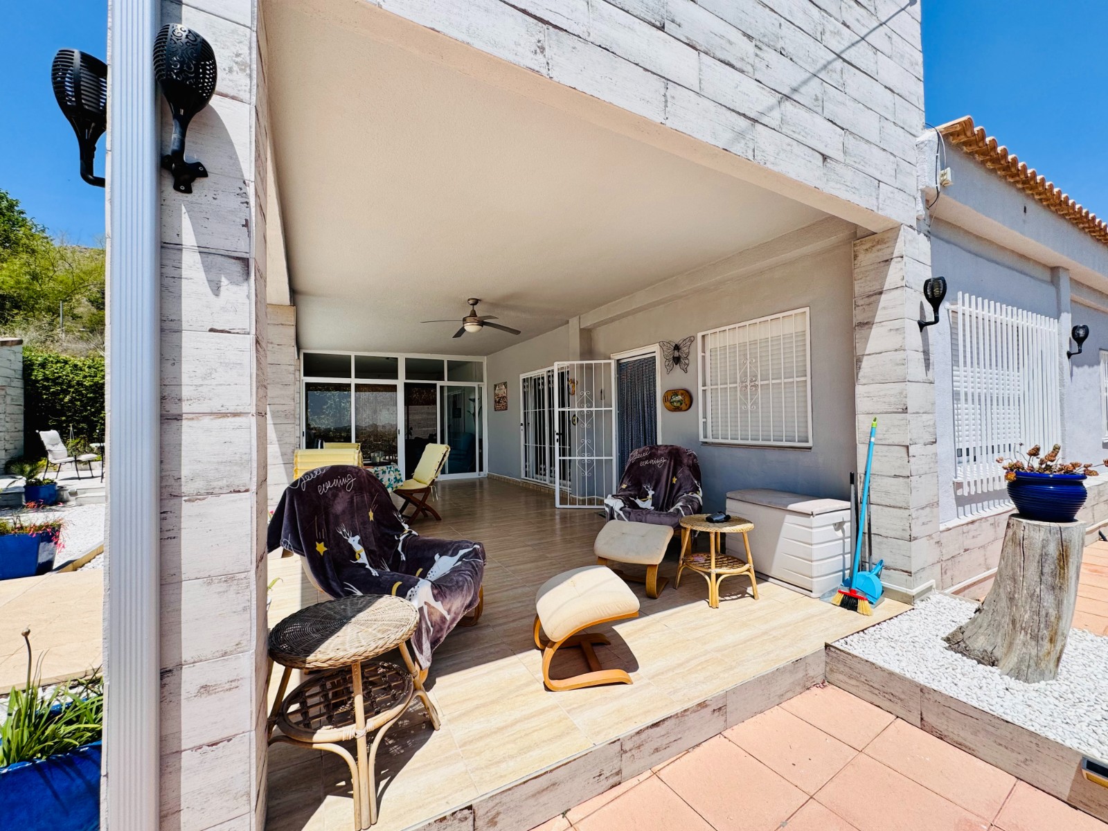 Villa in Aspe (Ref: 3200 DNV0581)