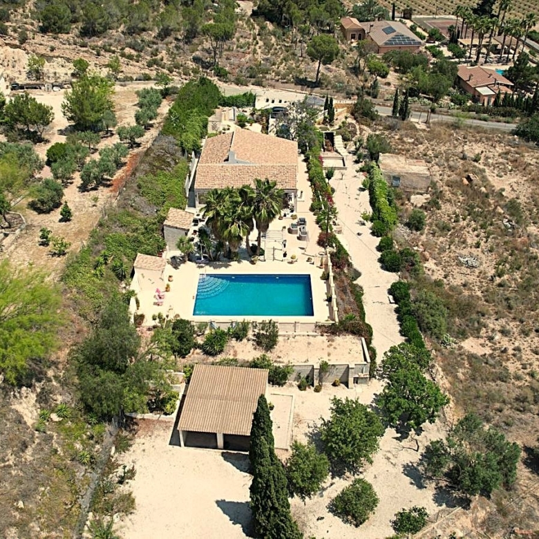 Villa in Aspe (Ref: 3200 DNV0581)