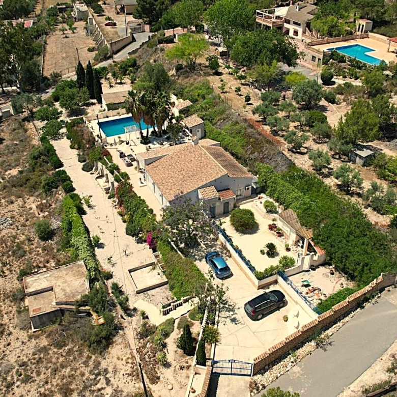 Villa in Aspe (Ref: 3200 DNV0581)