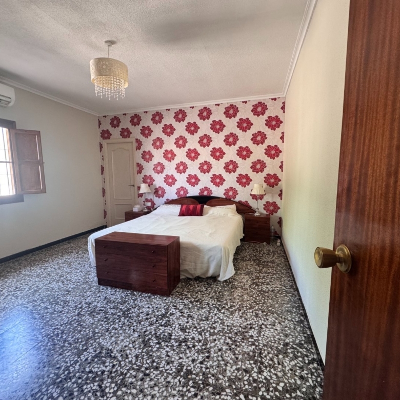 Villa in Monóvar (Ref: 3201 DNV0587)