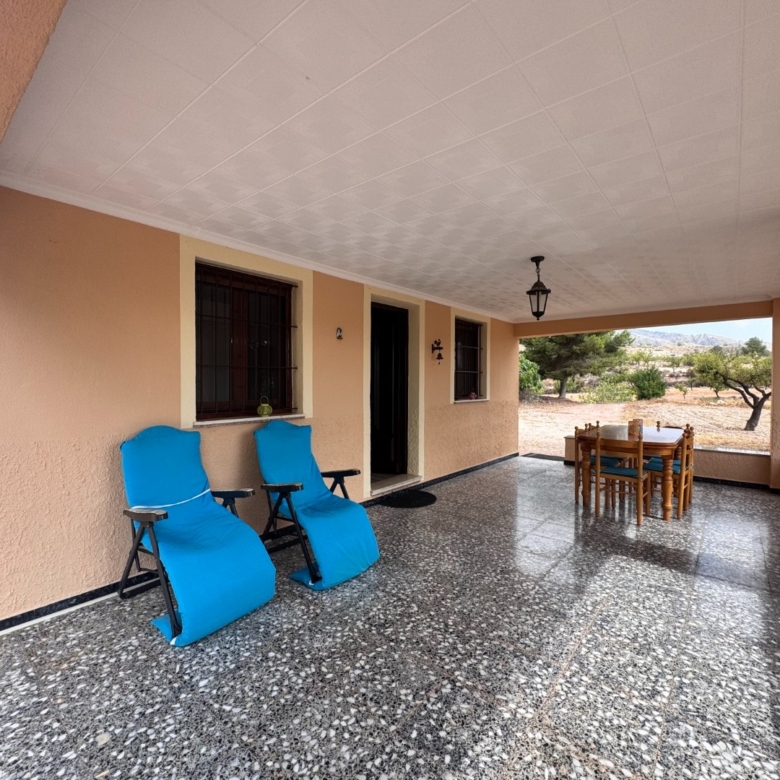 Villa in Monóvar (Ref: 3201 DNV0587)