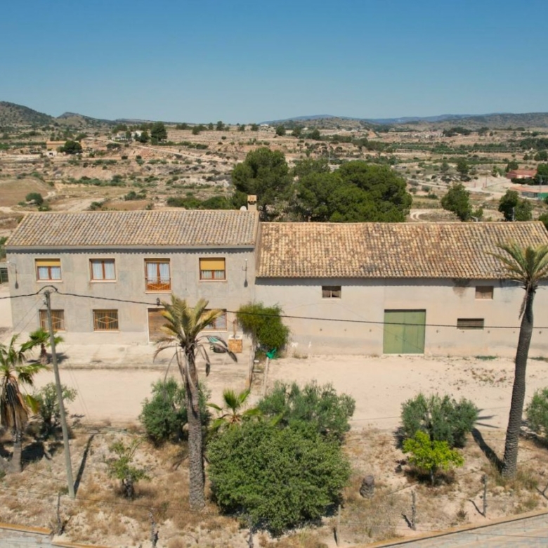 Country House in Monóvar (Ref: 3204 DNV0580)