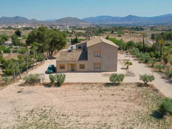 Country House in Monóvar (Ref: 3204 DNV0580)