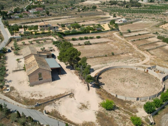 Country House in Monóvar (Ref: 3204 DNV0580)