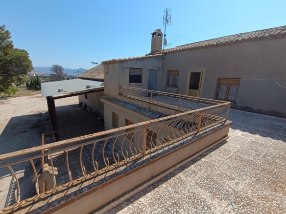 Country House in Monóvar (Ref: 3204 DNV0580)