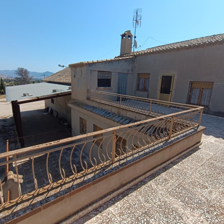 Country House in Monóvar (Ref: 3204 DNV0580)