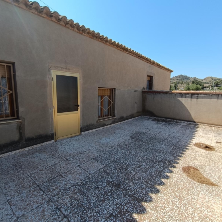 Country House in Monóvar (Ref: 3204 DNV0580)