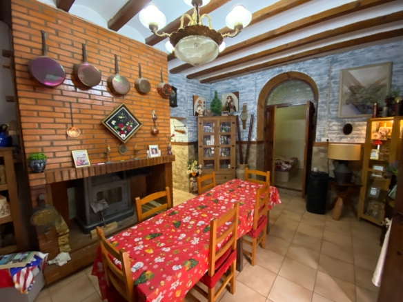 Country House in Sax (Ref: 18220)