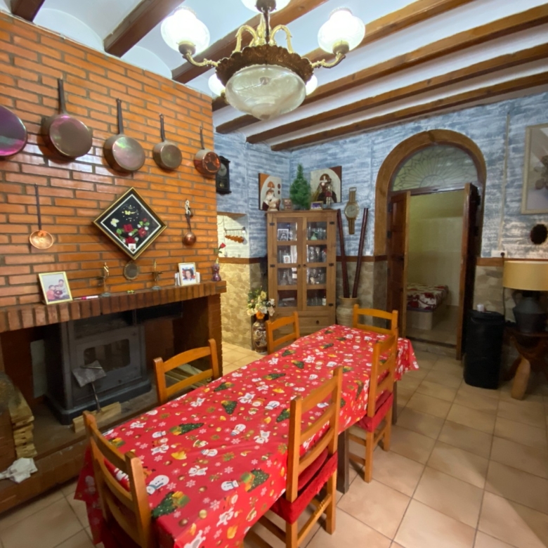 Country House in Sax (Ref: 18220)