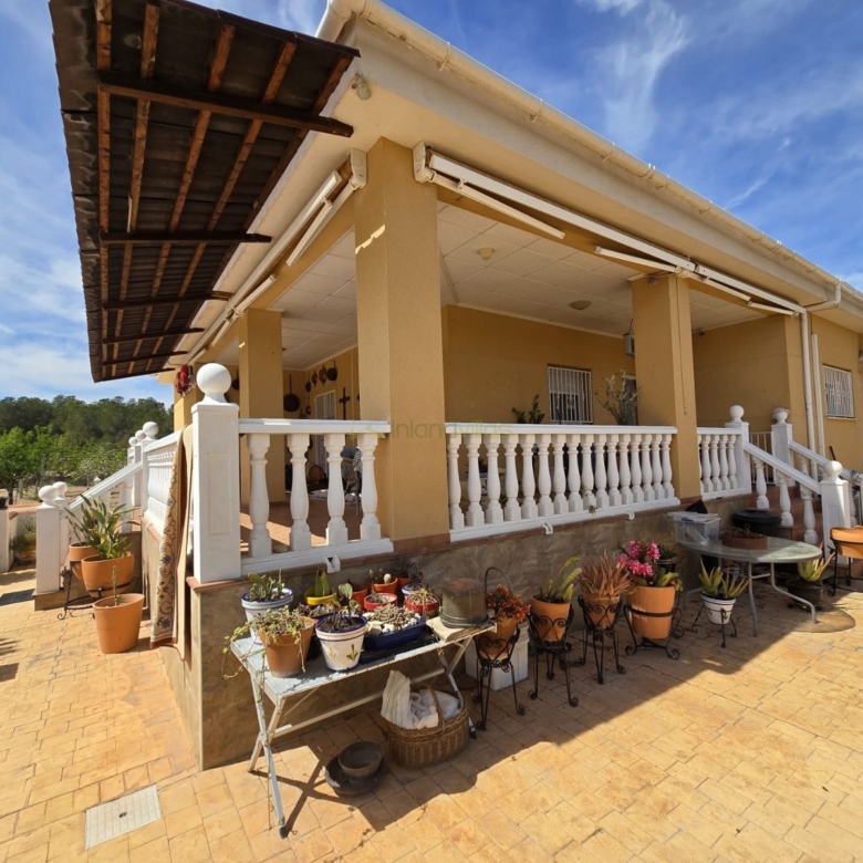 Villa in Sax (Ref: 5033 IVE13841)