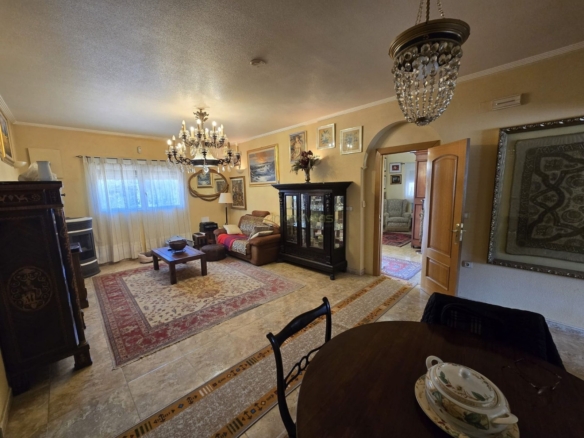 Villa in Sax (Ref: 5033 IVE13841)