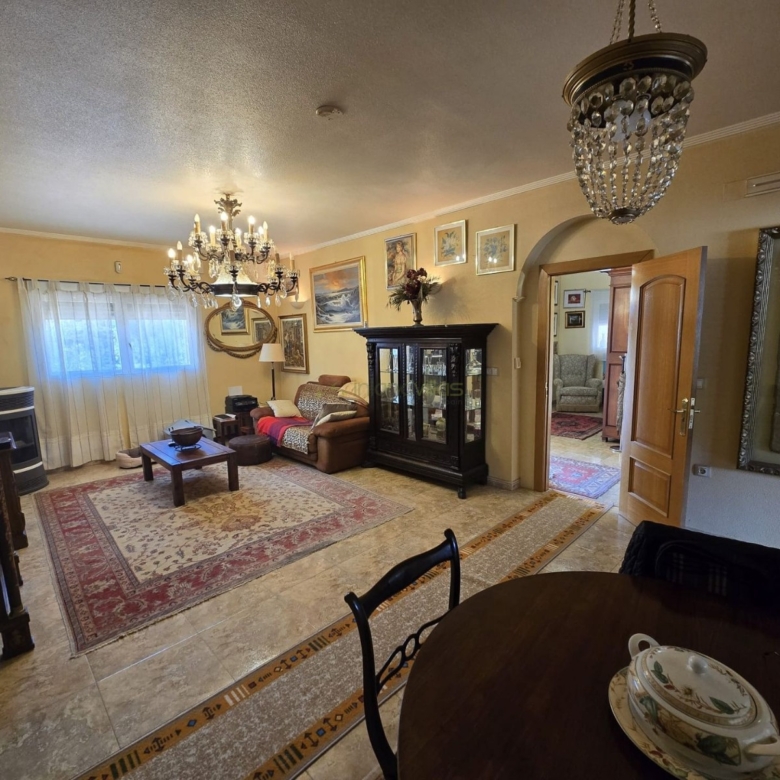 Villa in Sax (Ref: 5033 IVE13841)