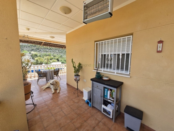 Villa in Sax (Ref: 5033 IVE13841)