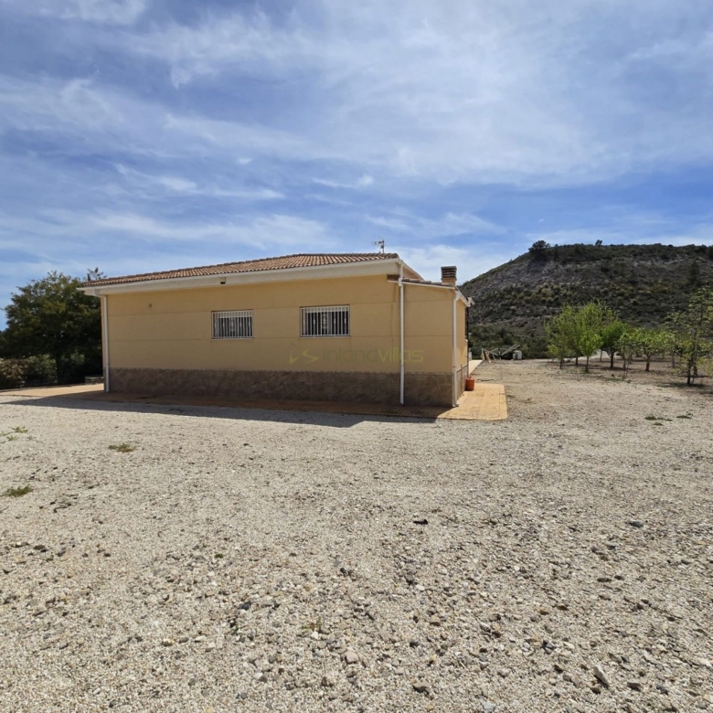 Villa in Sax (Ref: 5033 IVE13841)