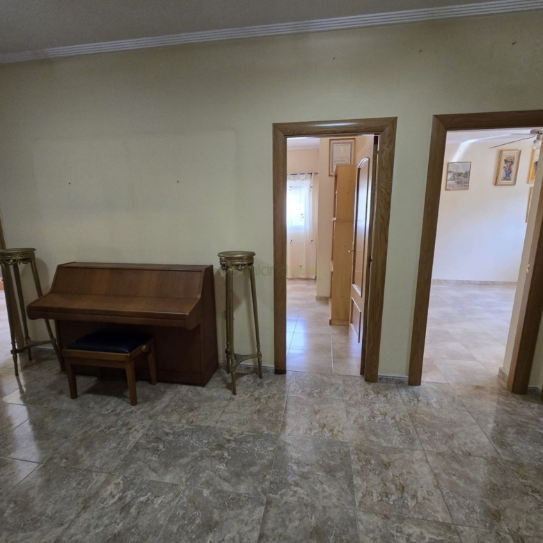 Villa in Sax (Ref: 5033 IVE13841)