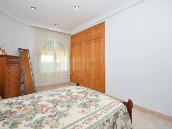 Villa in Orihuela (Ref: 18223)