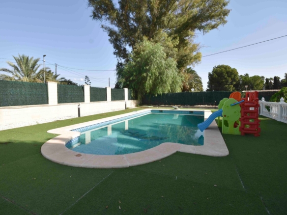 Villa in Orihuela (Ref: 18223)
