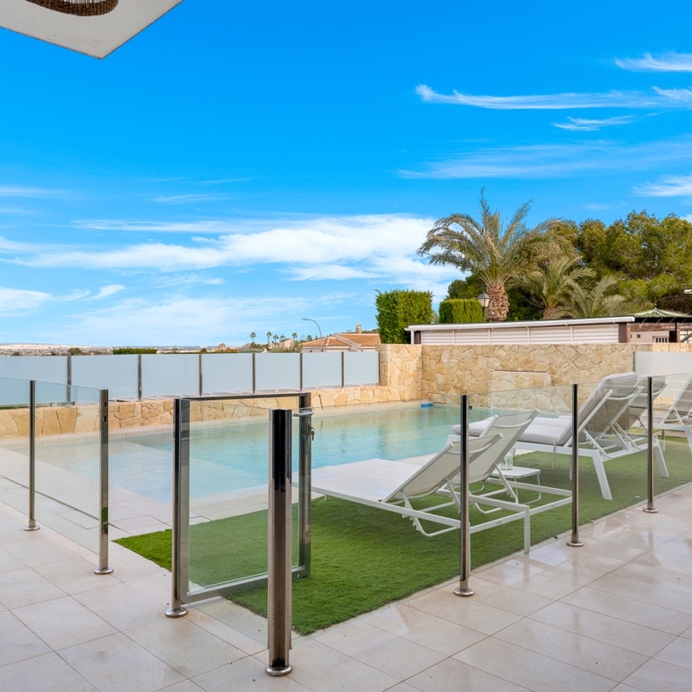 Detached Villa in Algorfa (Ref: DLF125)