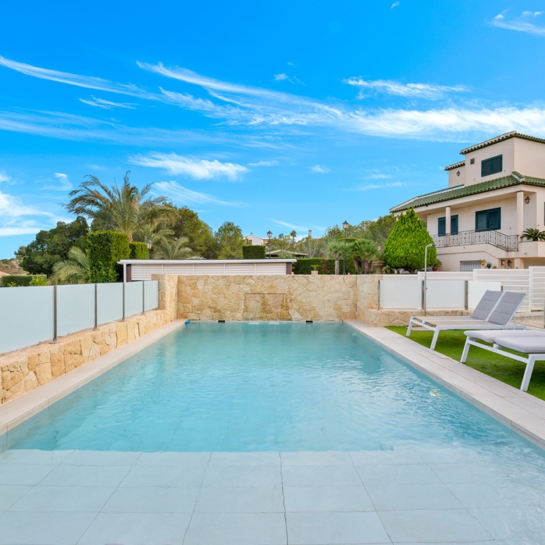 Detached Villa in Algorfa (Ref: DLF125)