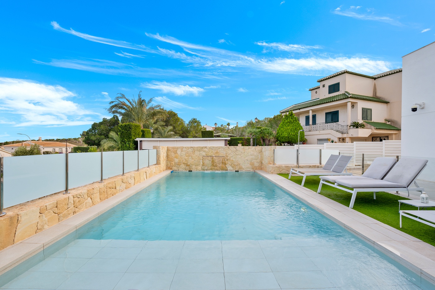 Detached Villa in Algorfa (Ref: DLF125)