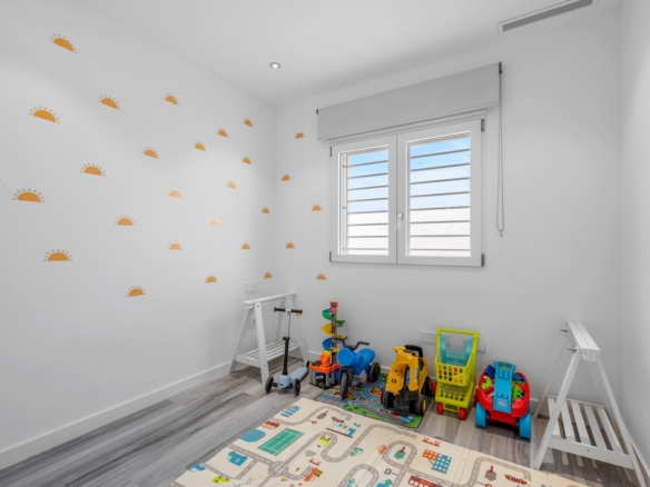 Detached Villa in Algorfa (Ref: DLF125)
