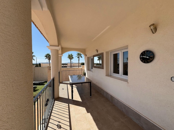 Villa in Pinoso (Ref: AM-PNLCY195)