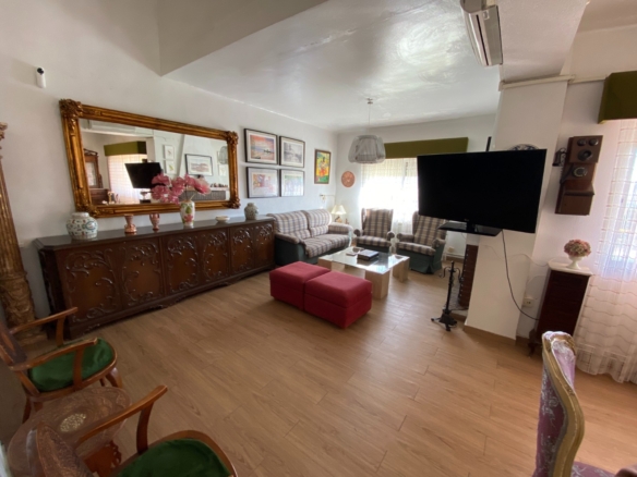 Country House in Salinas (Ref: 18225)