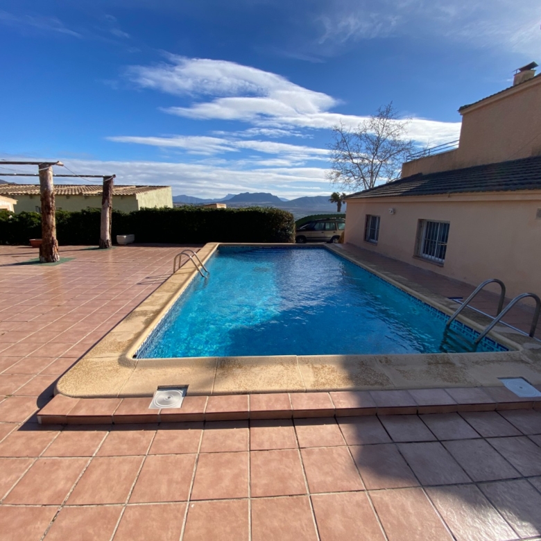 Country House in Salinas (Ref: 18225)