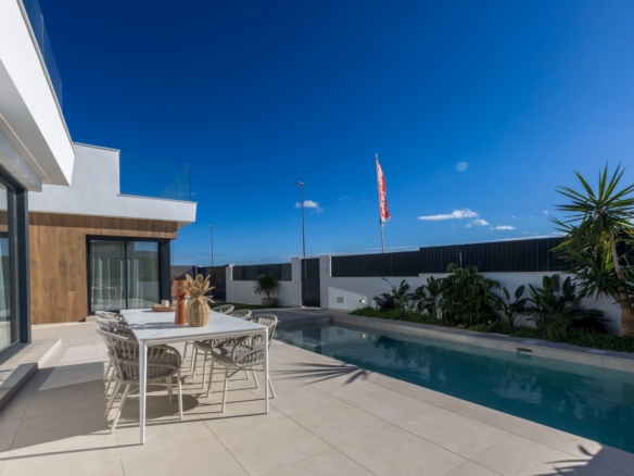 Villa in Altaona Golf Murcia (Ref: AM-MONTEMAR VILLAS)