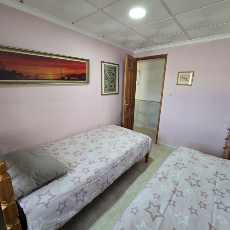 Villa in Villena (Ref: 5035 13856)