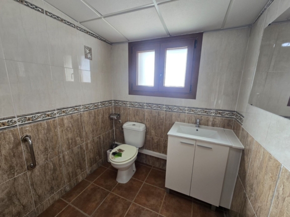 Villa in Villena (Ref: 5035 13856)