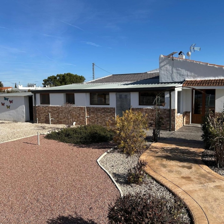 Villa in Villena (Ref: 5035 13856)