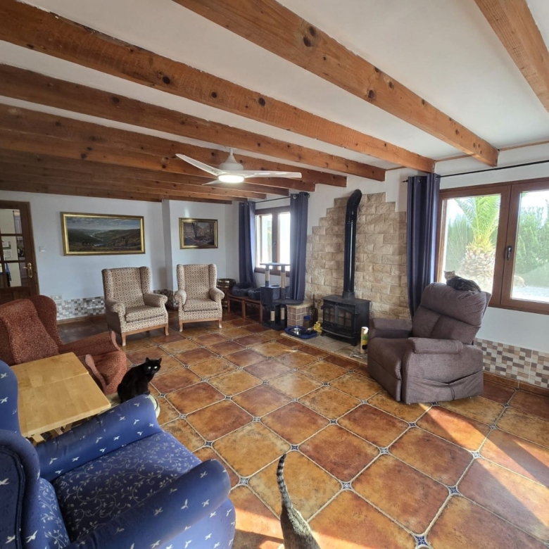 Villa in Villena (Ref: 5035 13856)