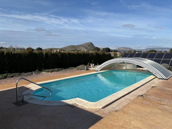 Villa in Villena (Ref: 5035 13856)