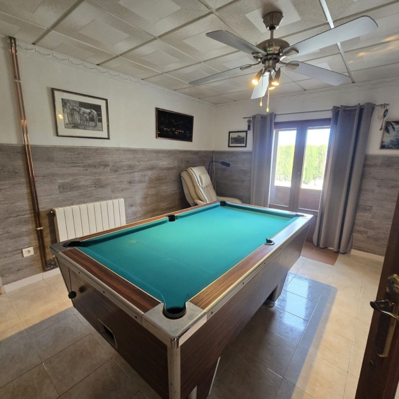 Villa in Villena (Ref: 5035 13856)