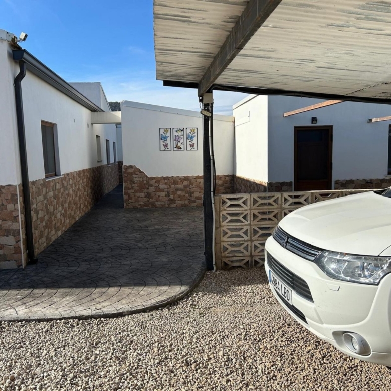 Villa in Villena (Ref: 5035 13856)