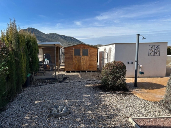 Villa in Villena (Ref: 5035 13856)