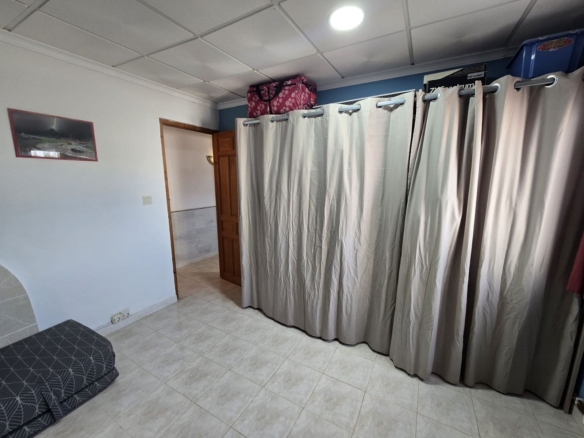 Villa in Villena (Ref: 5035 13856)