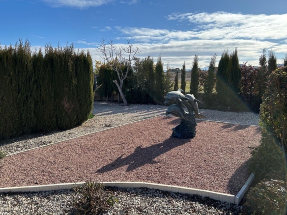 Villa in Villena (Ref: 5035 13856)