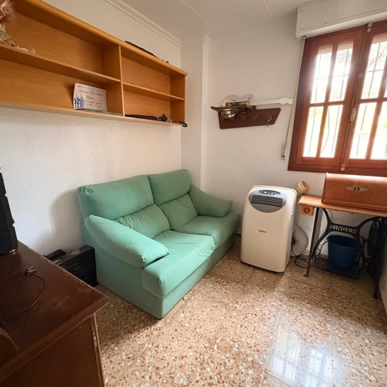 Villa in Sax (Ref: 9009 JJE7250)