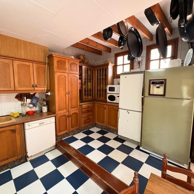 Villa in Sax (Ref: 9009 JJE7250)