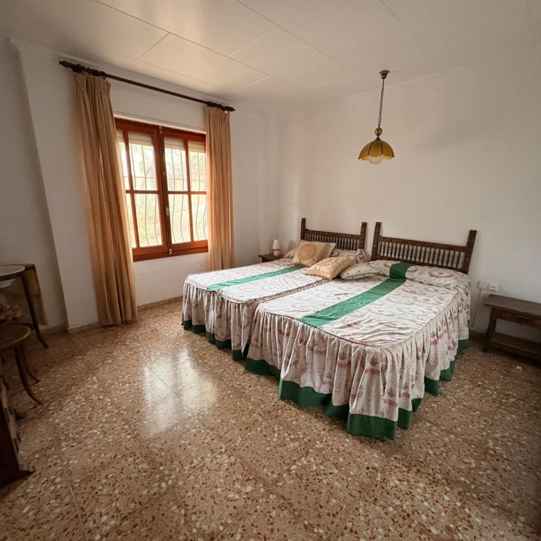 Villa in Sax (Ref: 9009 JJE7250)