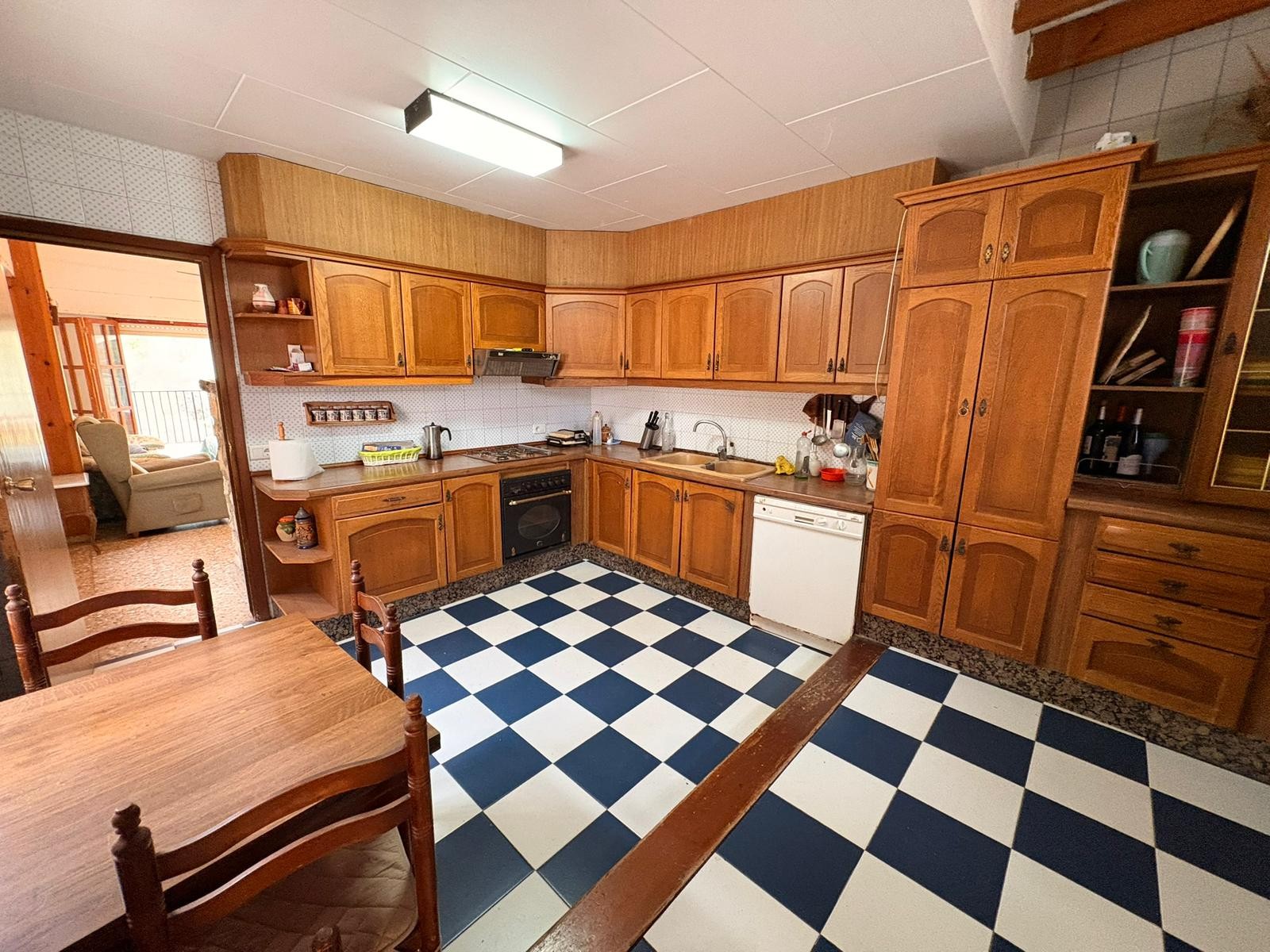 Villa in Sax (Ref: 9009 JJE7250)