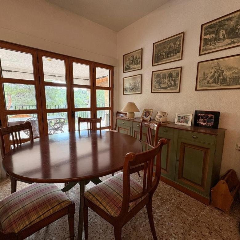 Villa in Sax (Ref: 9009 JJE7250)