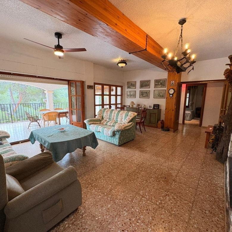Villa in Sax (Ref: 9009 JJE7250)