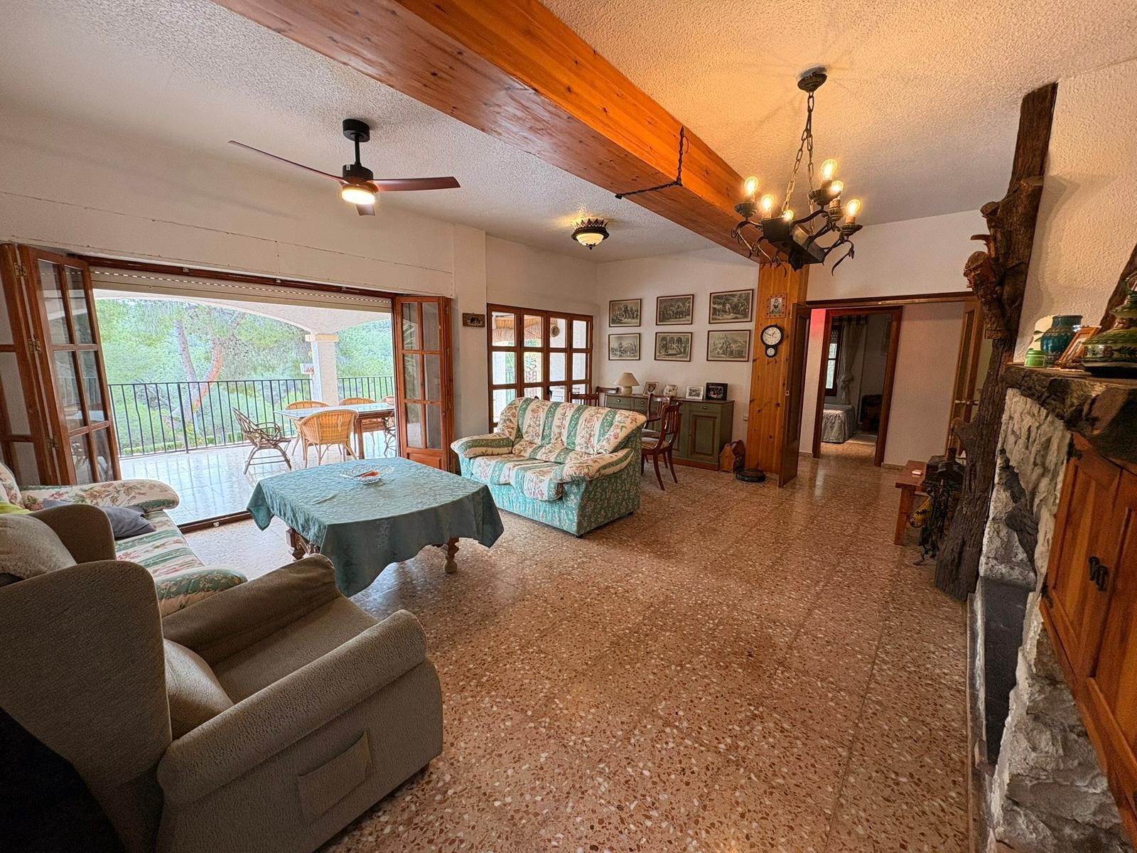 Villa in Sax (Ref: 9009 JJE7250)