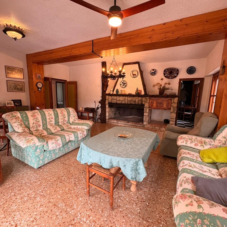 Villa in Sax (Ref: 9009 JJE7250)