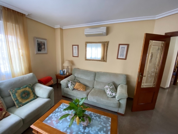 Townhouse in Sax (Ref: 23199)