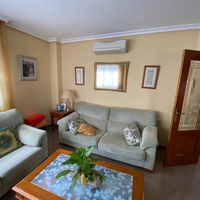 Townhouse in Sax (Ref: 23199)