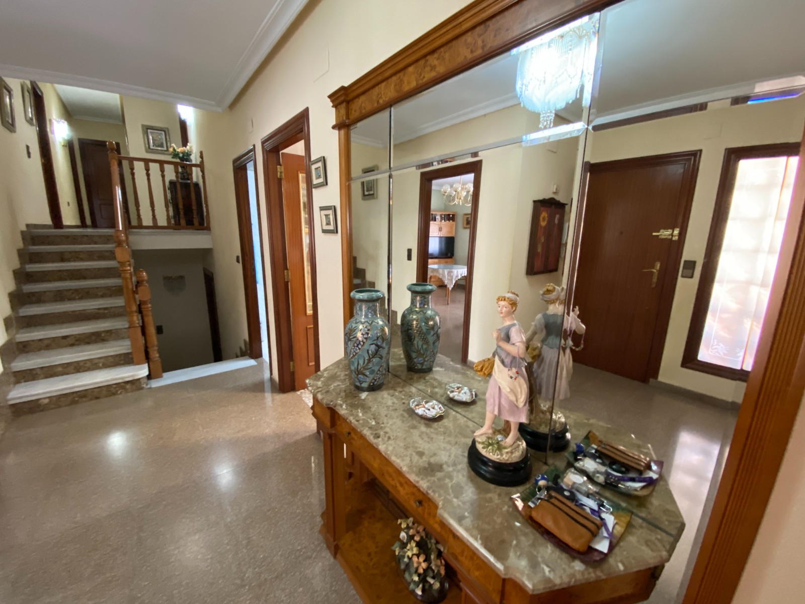 Townhouse in Sax (Ref: 23199)